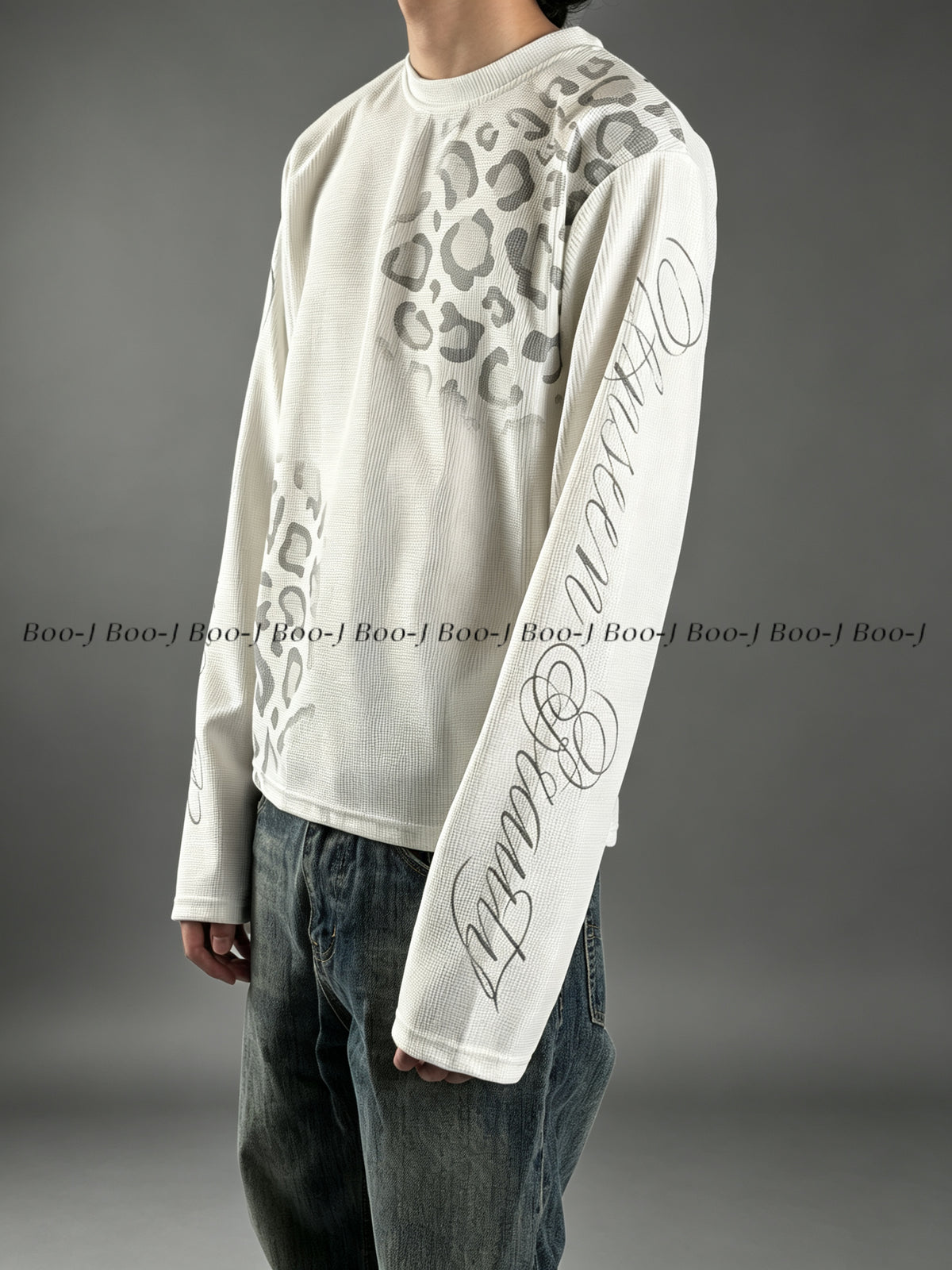 Waffle Knit Leopard Graphic Long Sleeve Top