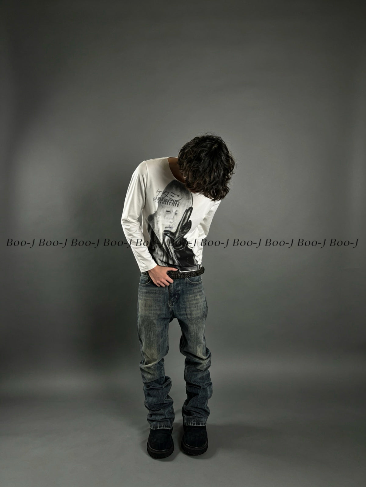 Dark Portrait Print Wide Neck Long Sleeve Tee